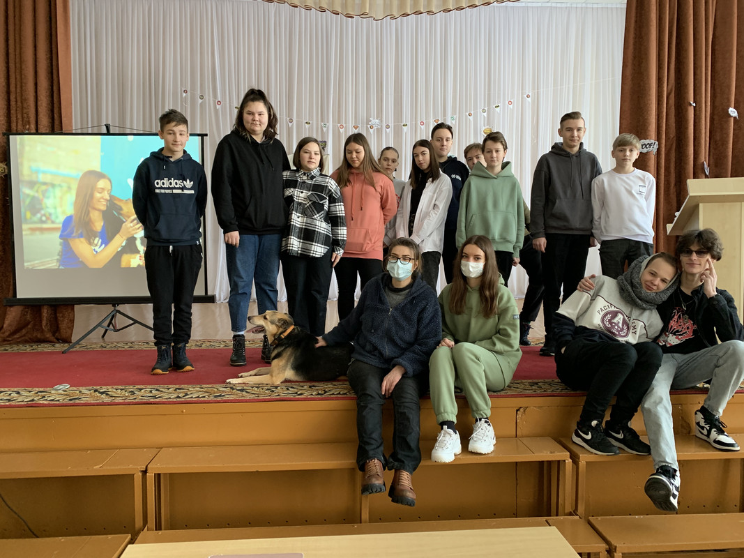 31891796-8D11-4D79-90FA-EBBC04C23408