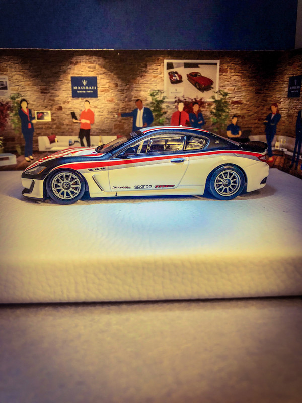 FA2FFB29-3F6E-4FEB-B0AA-8DD51F873F91