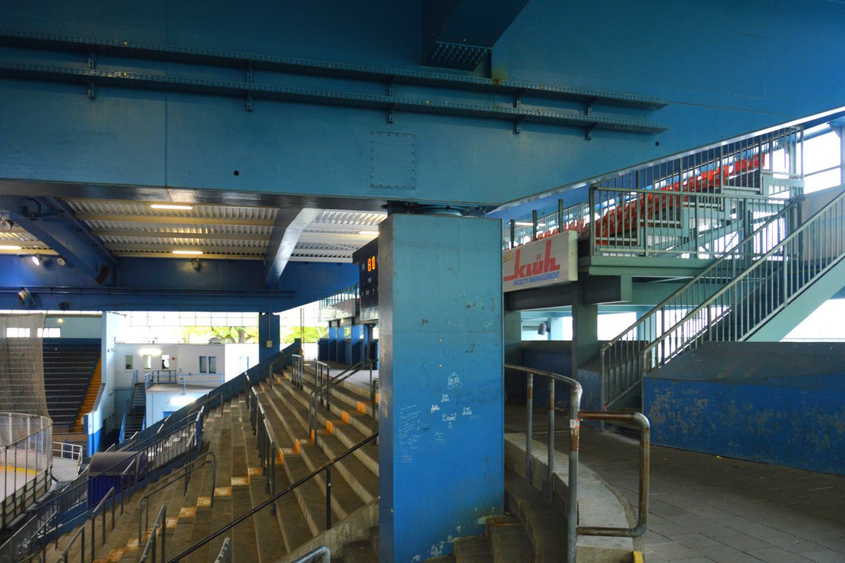 2017-10-31-Eisstadion-Brehmstra-e-D-sseldorf-95-Shift-N.jpg