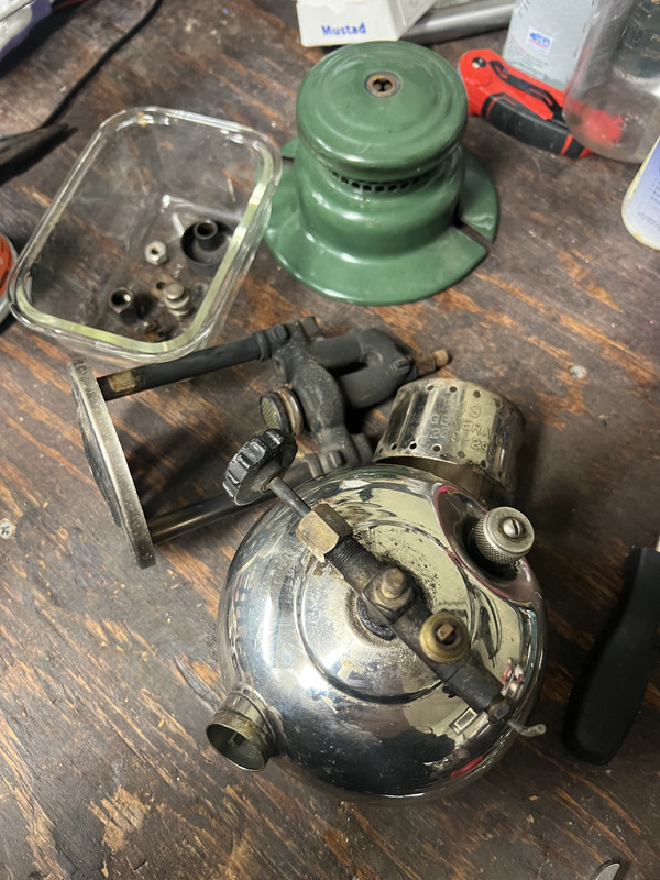 7E29214D-CA9E-4C11-B296-1C6D7A1A29C5