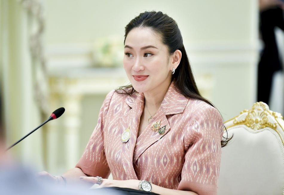 59145-A738-ECD3-B556-E484-E59-A0-B9887-D