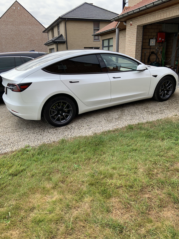 FF24717E-3EB3-4908-9E5B-C47806A0A439