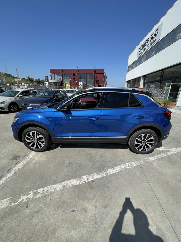 EEF8AE59-4AE3-403F-BC59-FDA89E2D74A0