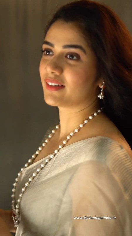 20-Girija-Oak-Godbole-Face-Closeup-Photos-My-Vantage-Point