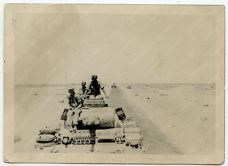 Foto Panzer in Afrika - Via Balbia  Straße in Af