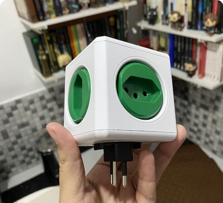 🎲 Multiplicador 5 Tomadas ELG PowerCube Disjuntor Integrado de 10A