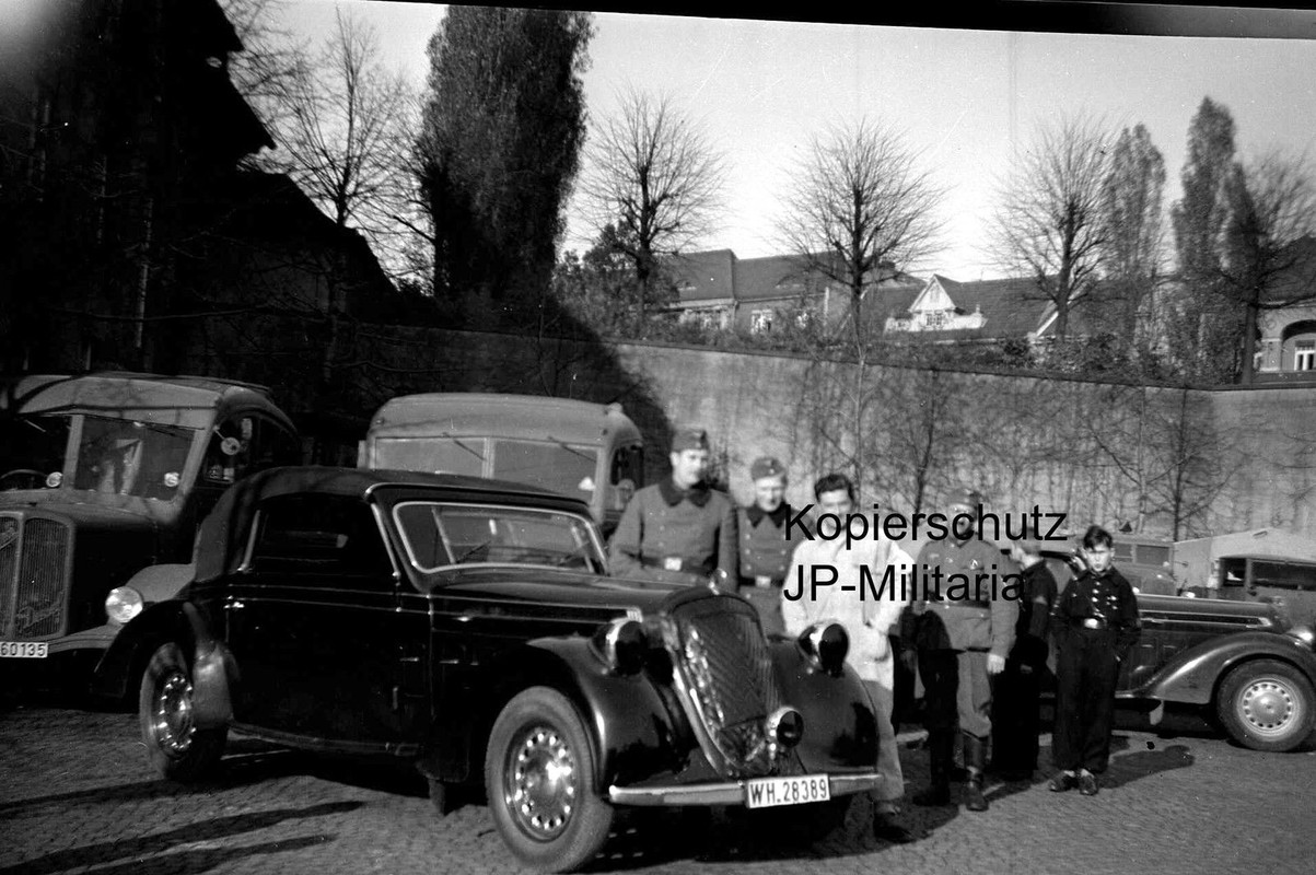 SW Negativ für Foto Wehrmacht Fahrzeug und MG WK