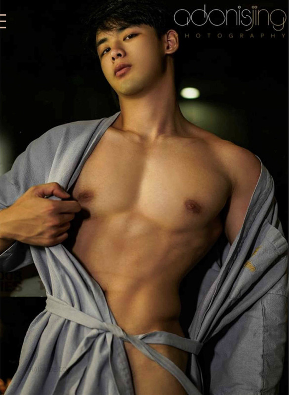 Desire to angel Vol.04 - Anh chàng siêu đẹp trai