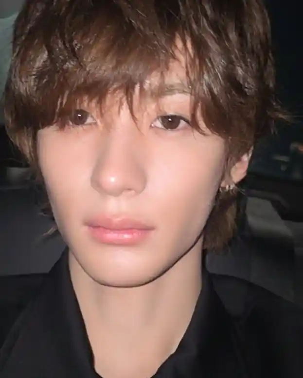 weverse_20250627193654-1_copy_623x779