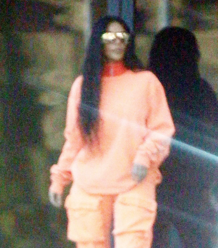 kim-kardashian-out-and-about-in-calabasas-06-11-2018-7