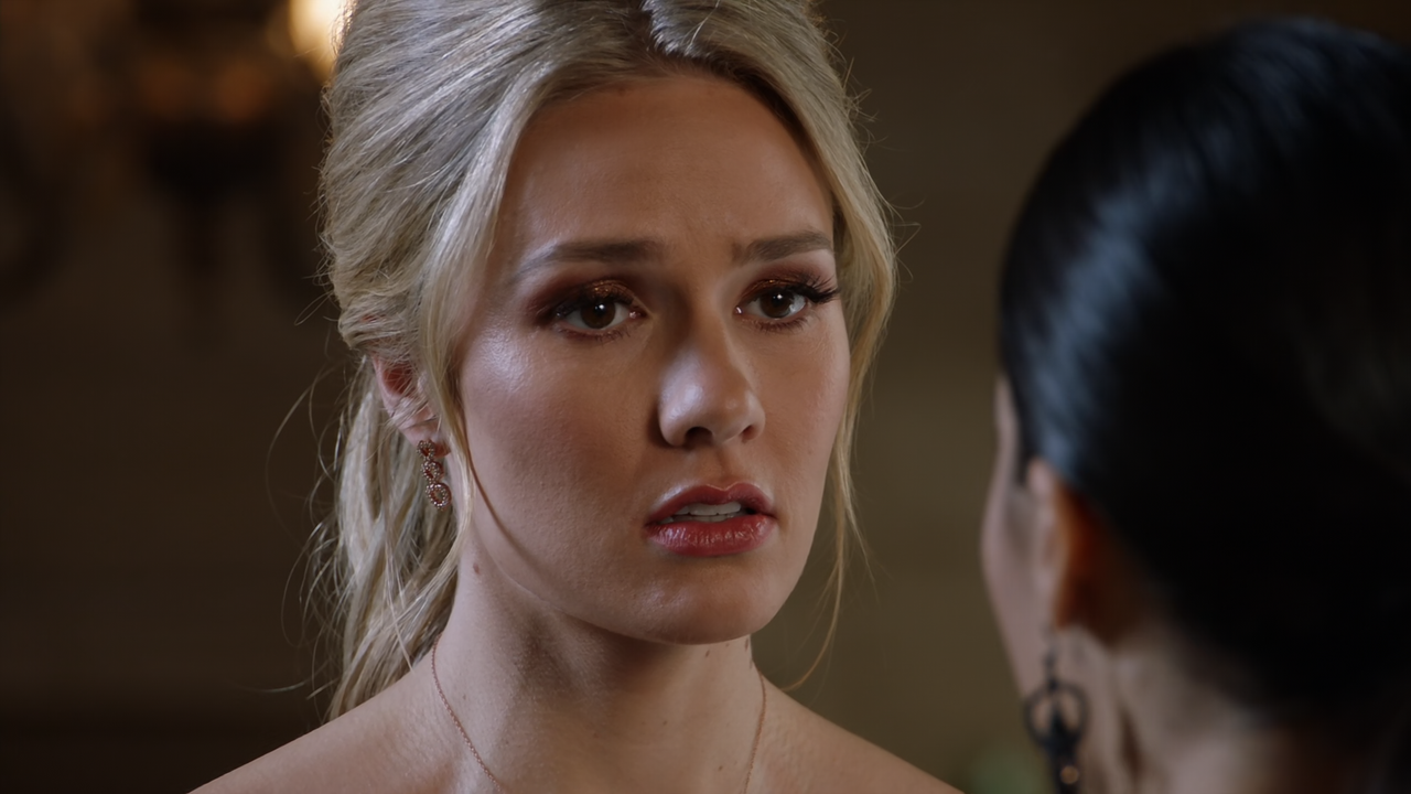 Blindspot.S03E17.Mum's.the.Word.1080p.10bit.BluRay.AAC5.1.HEVC-Vyndros.mkv_snapshot_32.17_[2020.12.2