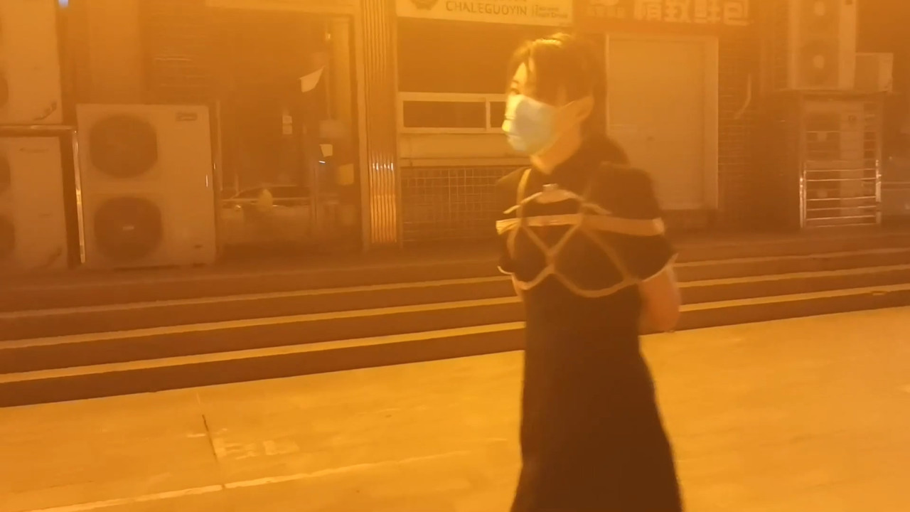 一绳所爱 优优捆绑逛街.mp4_20210821_130856.035