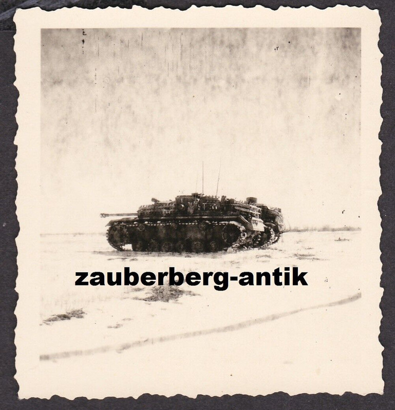 Foto Wehrmacht Sturmgeschütz Stug III Langrohr mit Antenne Funk