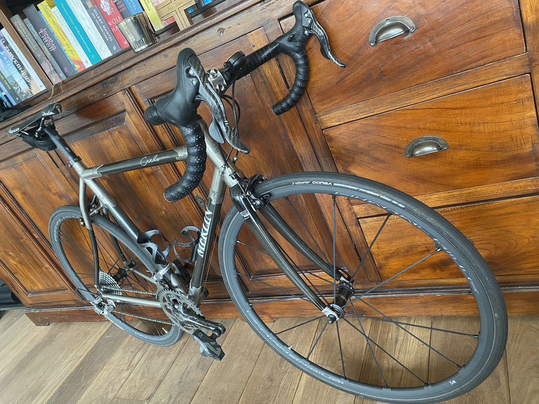 98AE9E21-2144-4AE9-8998-9F54FCACD560