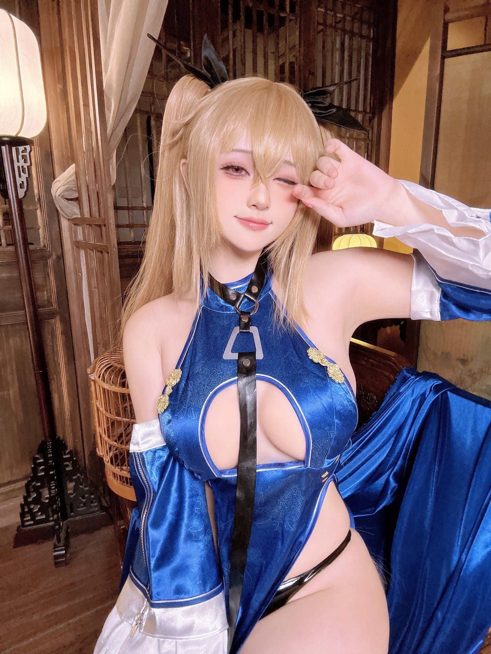 屿鱼 Yuyu 安克雷奇 旗袍 Cosplay 写真图集（41P｜159MB）插图4