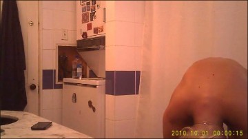 [Image: Voyeur14175115233.jpg]