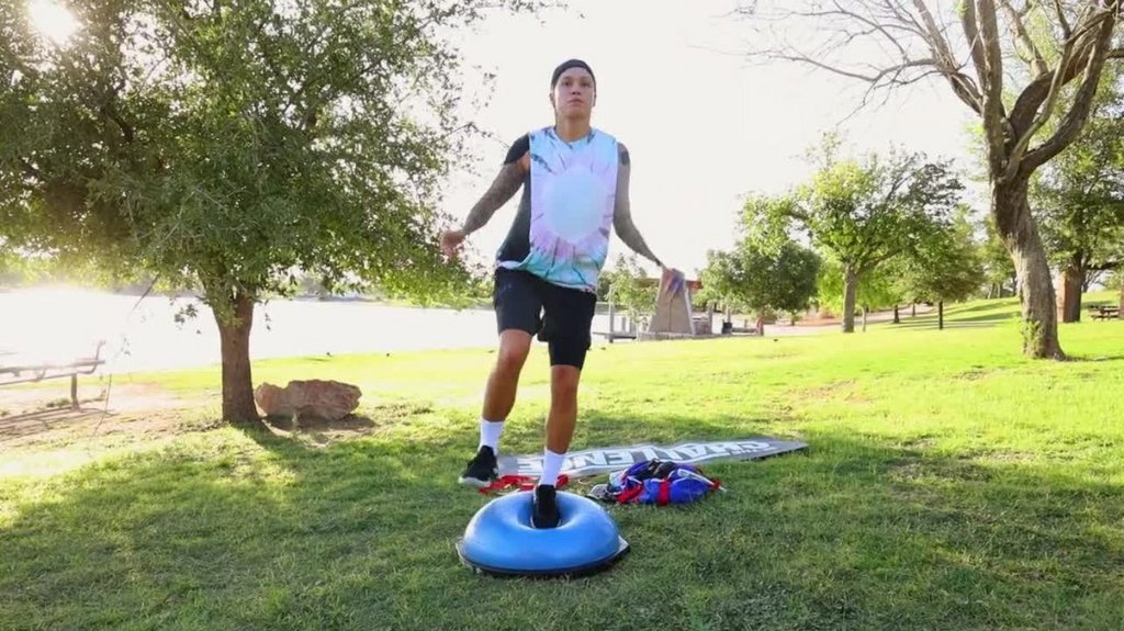 [Image: o3riia0c0o9r.jpg]