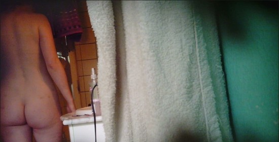 [Image: Voyeur14315140951.jpg]