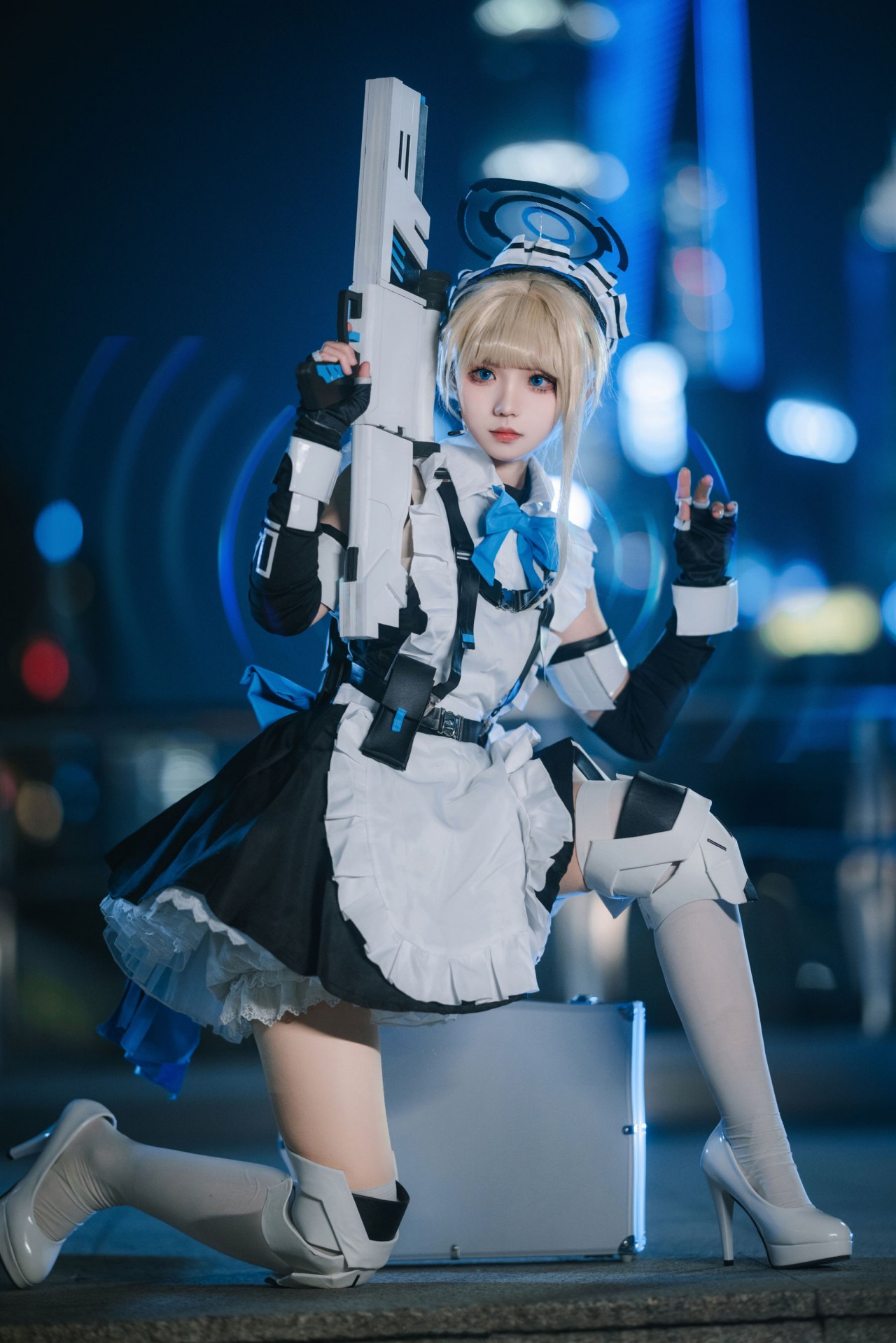 花柒Hana – 崩坏：星穹铁道 飞鸟马时，晚街景里的二次元创意