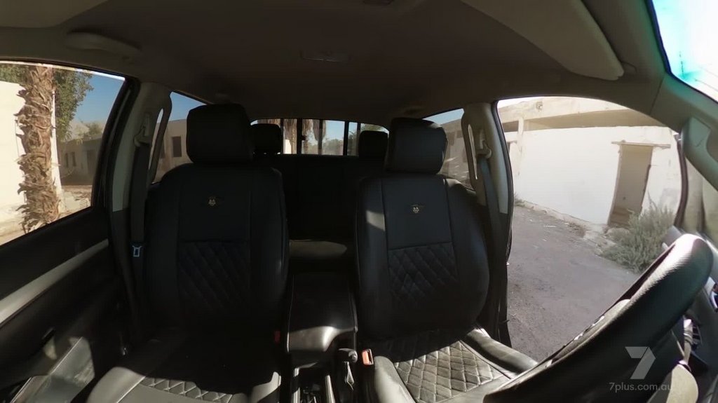 [Image: kzj79sxw4gz2.jpg]