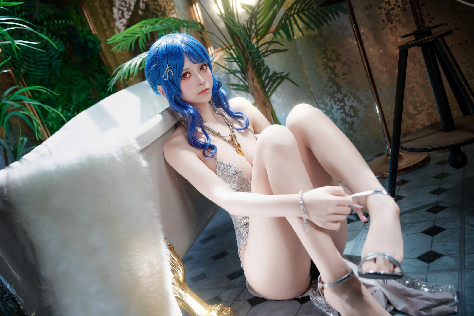 九柒喵 – 圣路易斯 Luxury Handle COS 高清套图（10P-38.2M）舰娘优雅写真插图3