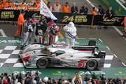 24 HEURES DU MANS YEAR BY YEAR PART SIX 2010 - 2019 - Page 19 2013-LM-301-Podium-LMP1-003