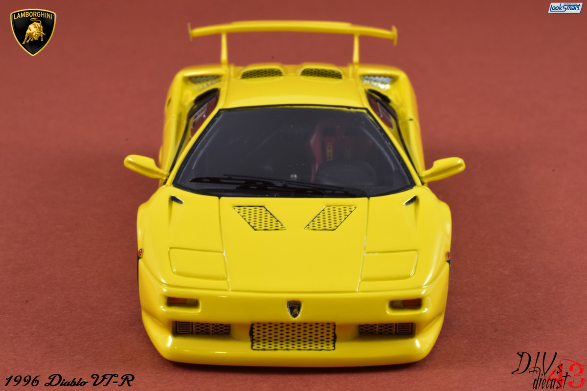 Lamboghini Diablo VT-R Yellow LookSmart (8)