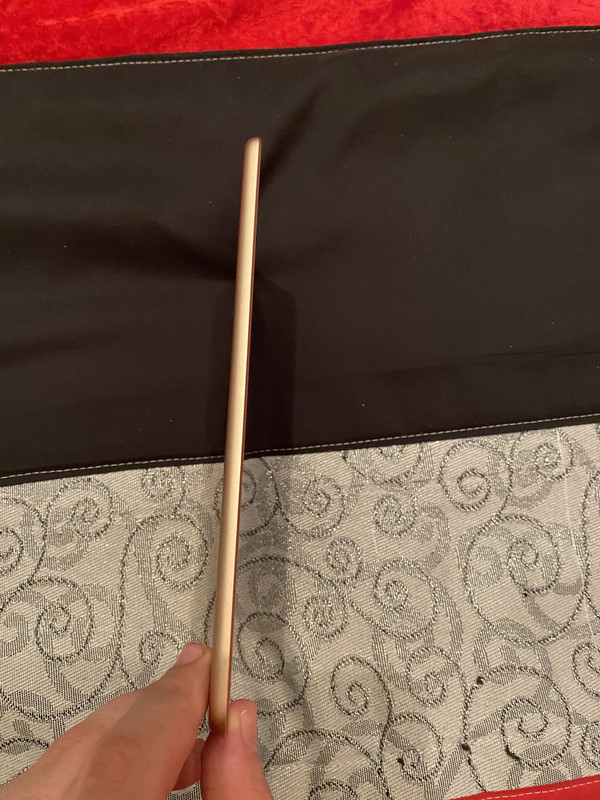 DEE8564E-EC61-4E77-B5F2-5B90BB3BB7A4