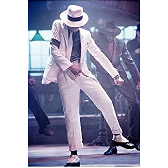 Michael-Jackson-White-Suit.jpg