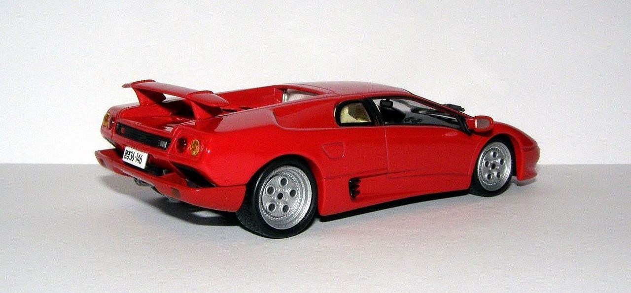 1990 Lamborghini Diablo (Universal Hobbies for Fabbri 007#39) 2