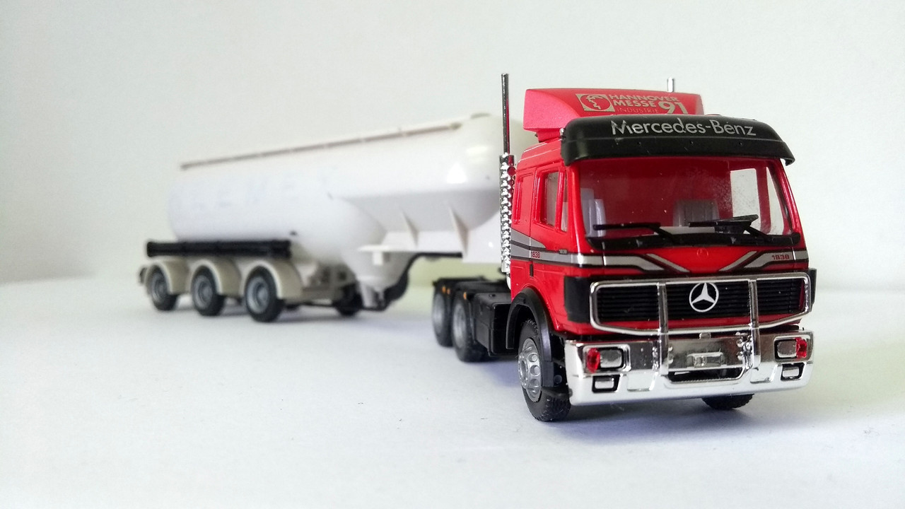 Mach (2752)