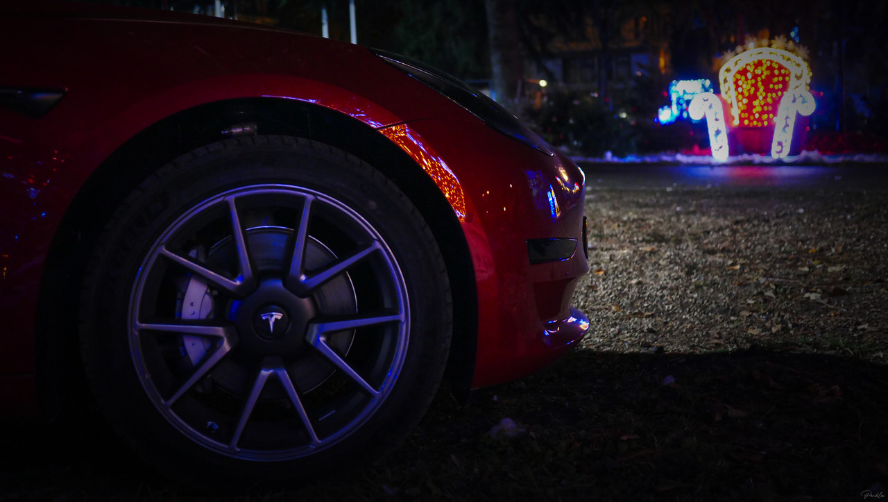 3530EB4E-B906-4A3D-AD3B-6A5A6E88A8AF