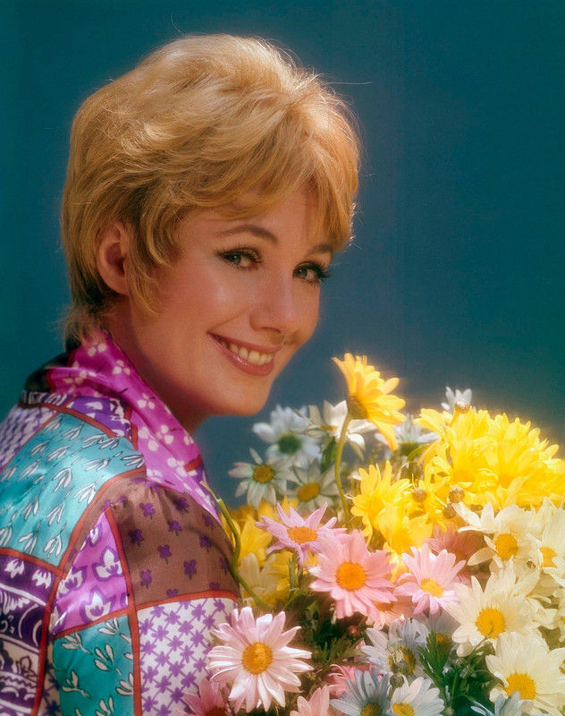 shirley_jones_mb28