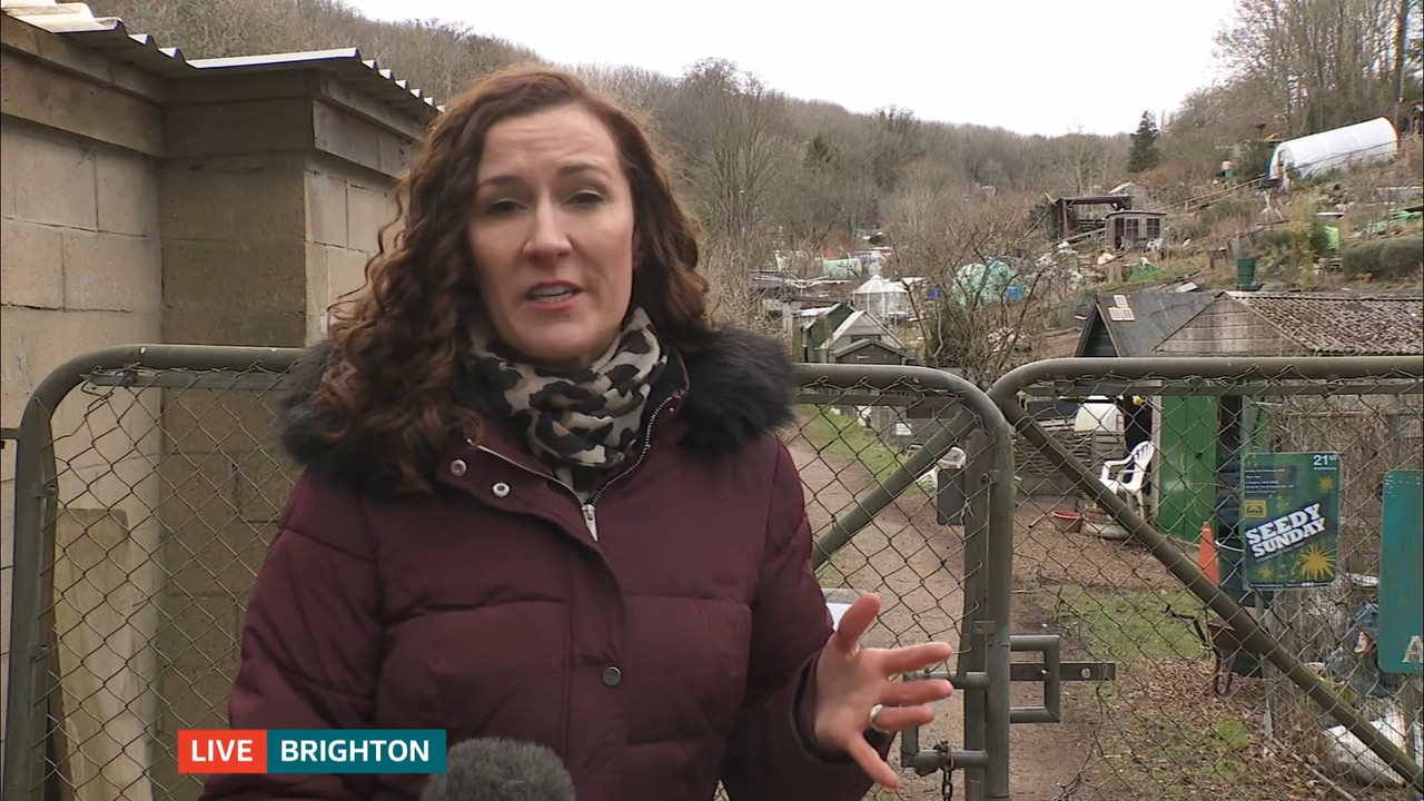ITV Lunchtime News_20230228_13301355.ts_snapshot_08.34.626