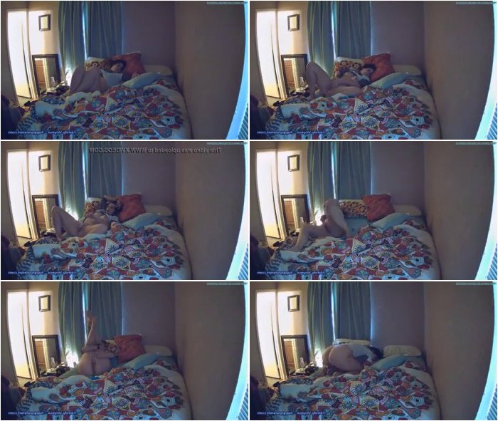 [Image: Solo-Wife-video-132-3.jpg]