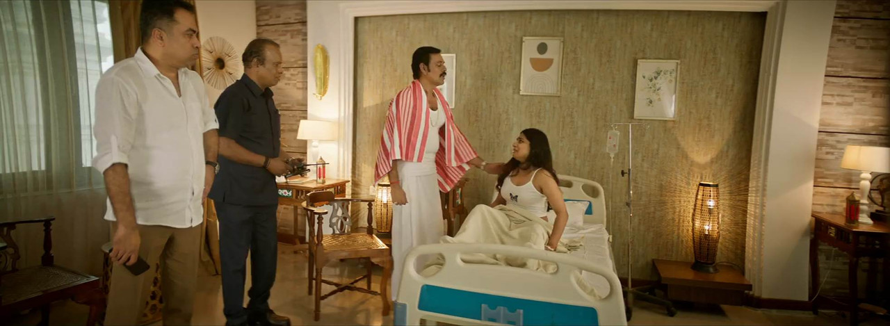 Kadaisi Ulaga Por 2024 WebRip [Telugu] 480p, 720p ESub Screenshot