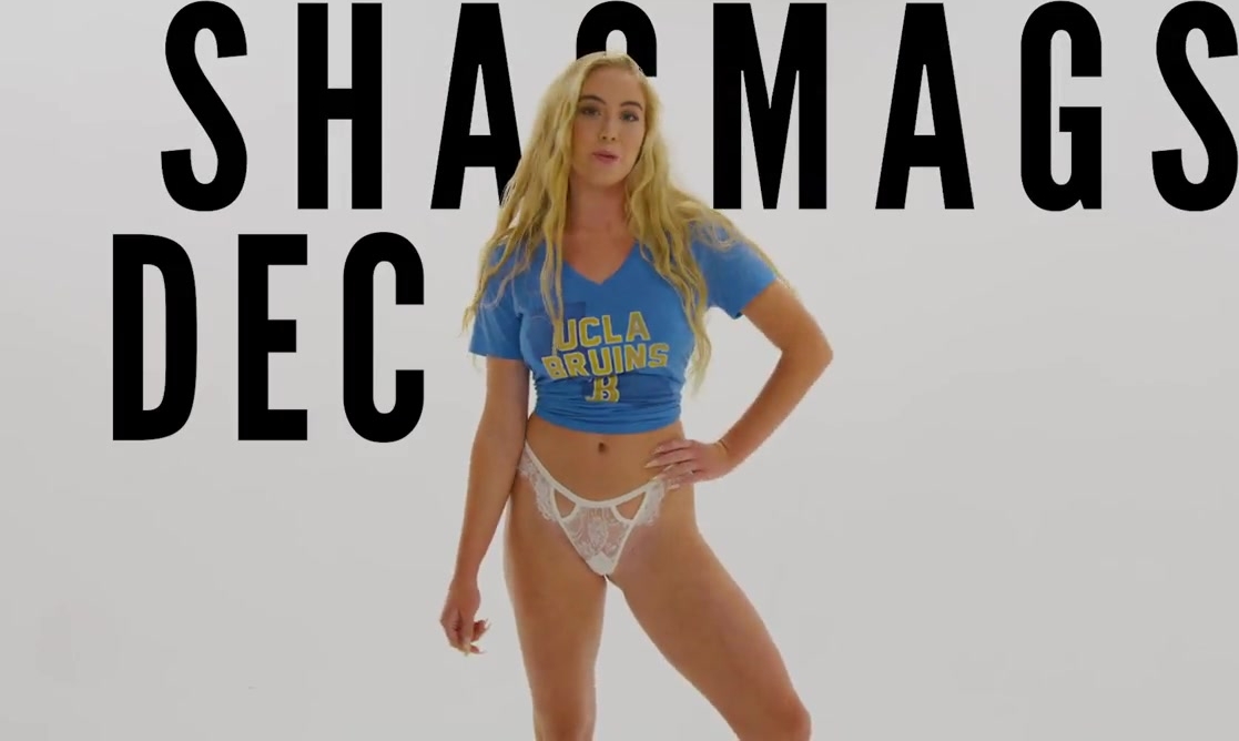 Grace Charis Aka Gracecharisxo – Nude Photoshoots And Teasing Her Nude Body On Auditorium