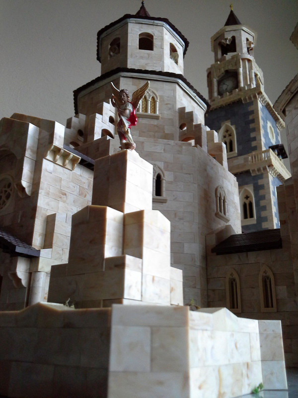 San Miguel 12