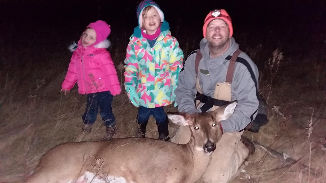 E19F5A59-3431-450A-8AF7-C9C3CF57111D