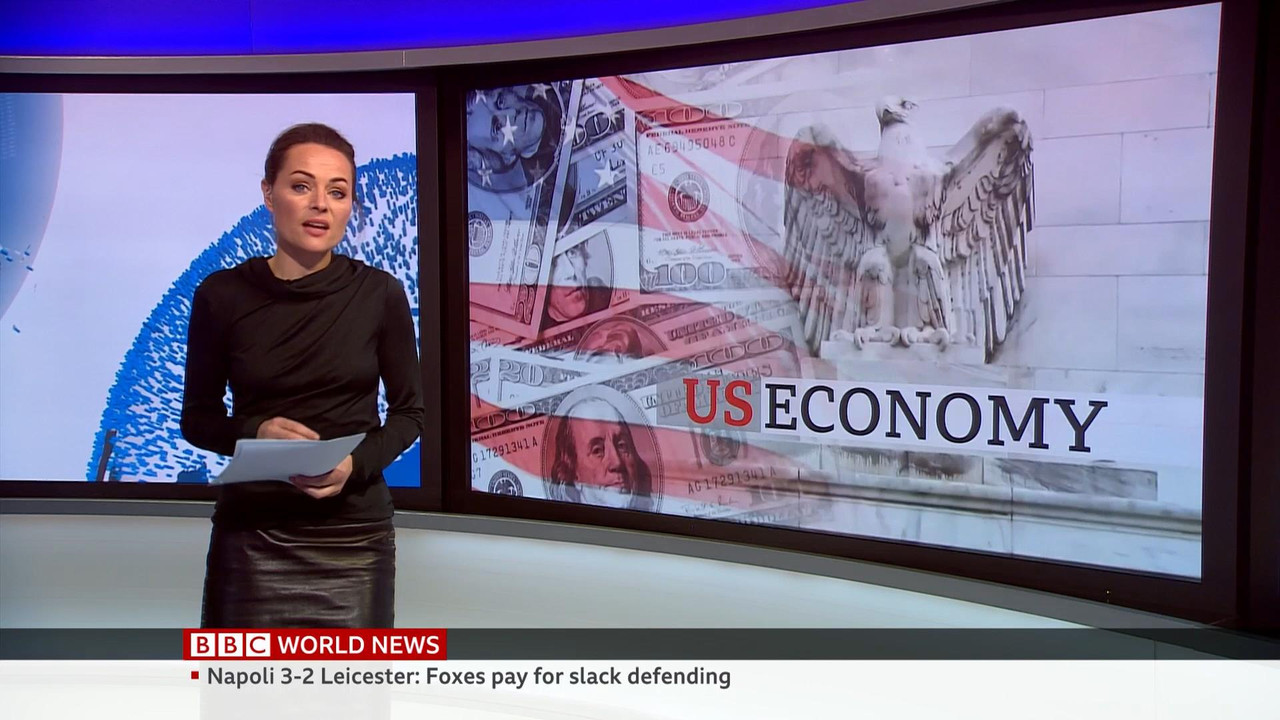 12.10 - 07.45.00 - World Business Report. The host presents and analy....ts_snapshot_05.45_[2021.12.