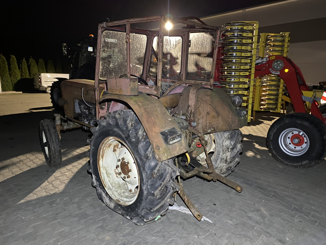 B6361A29-A589-4B4E-9231-90A68DF17B7A