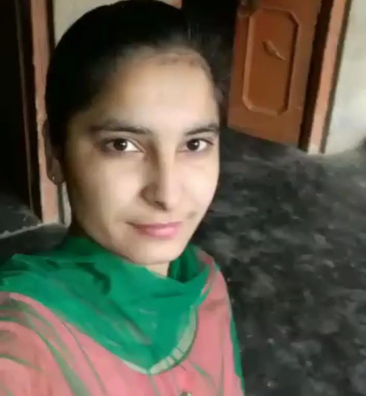 Desi Punjabi girl fucked with young boyfriend viral video
