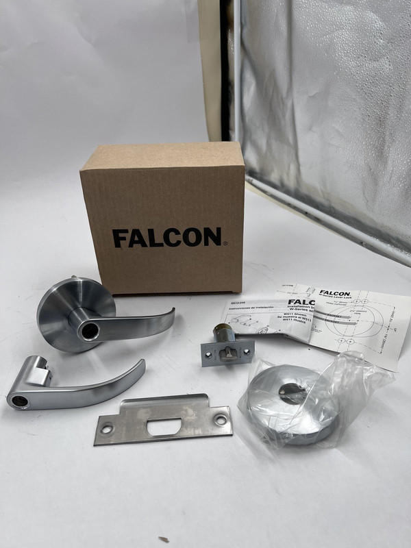 FALCON W511LD QUA 613 ENTRY/OFFICE LEVER LOCK SATIN CHROME