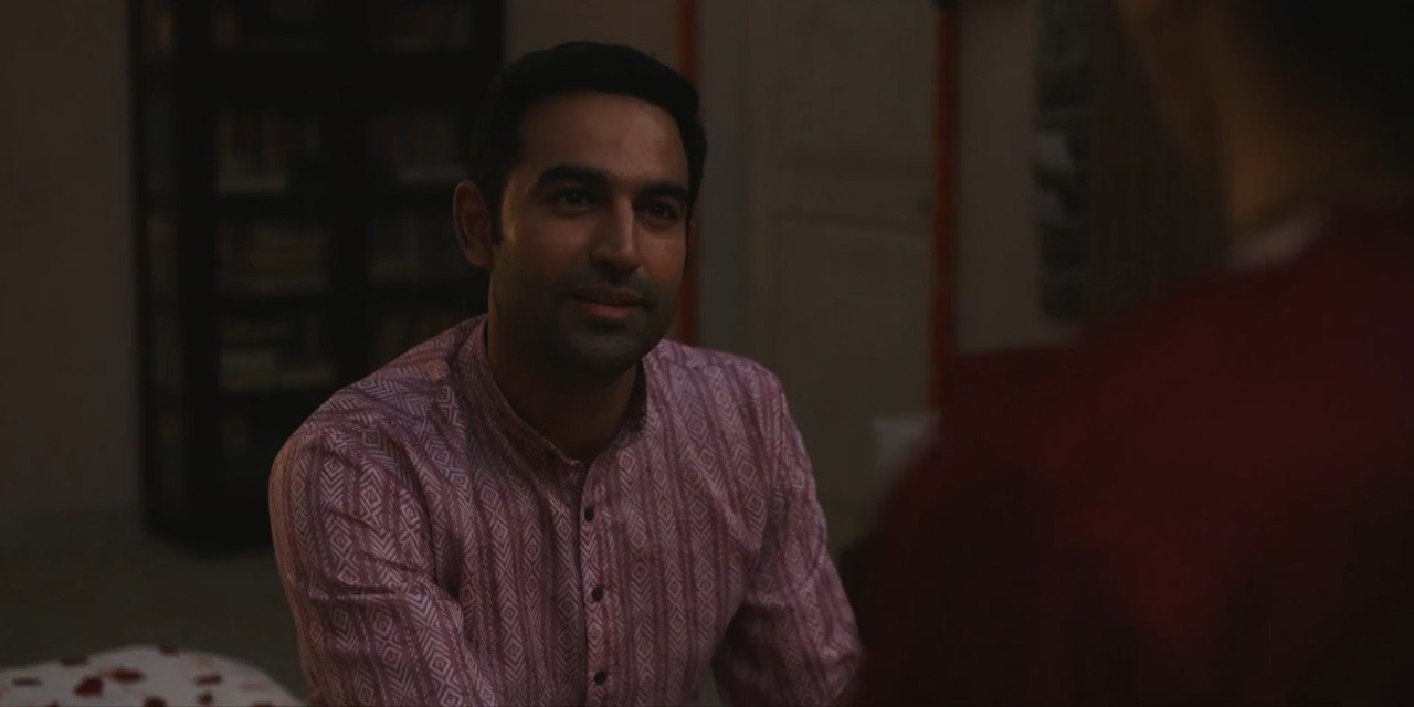 Mrs. 2023 WebRip [Hindi] 480p, 720p ESub Screenshot
