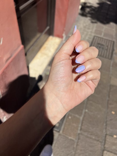 0A75271B-2C90-49D1-B08D-7411B7E456AD