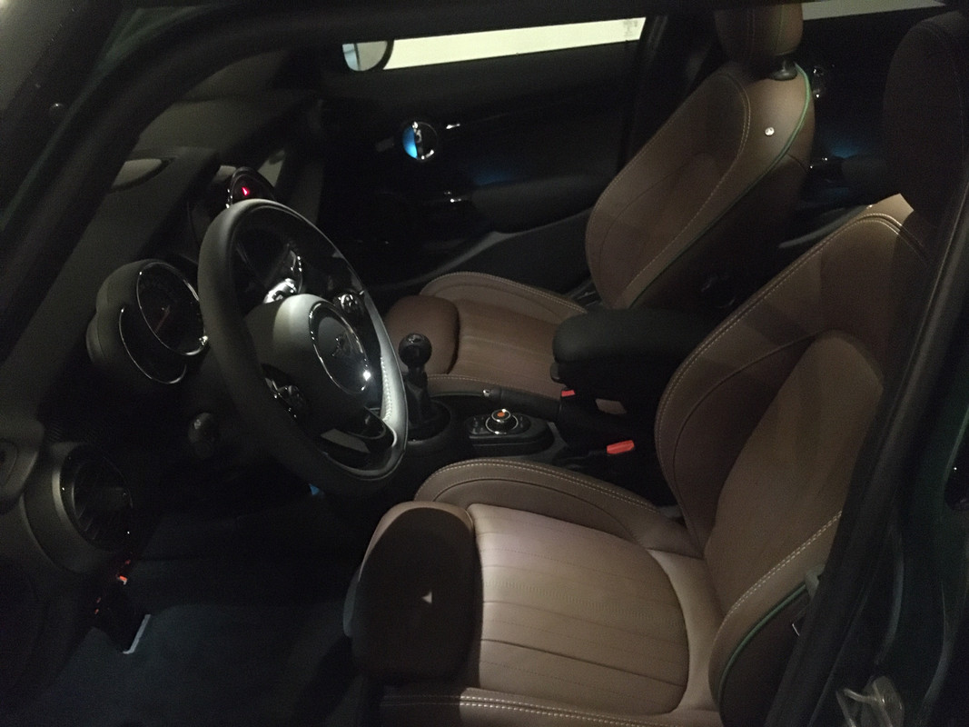 4B491E8A-22A9-4D77-9887-5FA3A4B65275