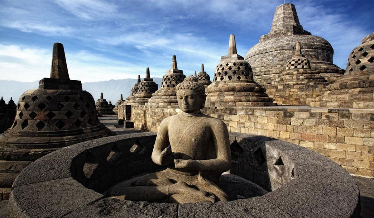 Candi Borobudur, Destinasi Wajib Buat Kamu yang Suka Healing
