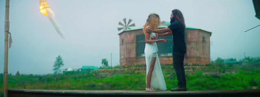 Love Mouli 2024 WebRip [Telugu] 480p, 720p ESub Screenshot