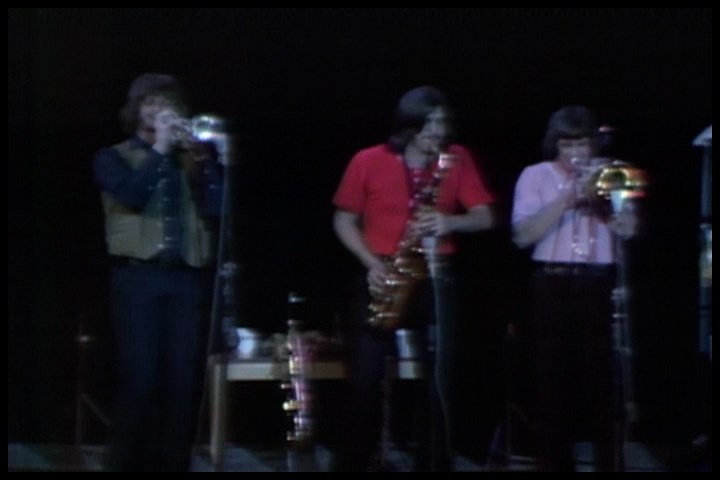 dvd_snapshot_00.32.31_[2021.12.20_23.12.41]