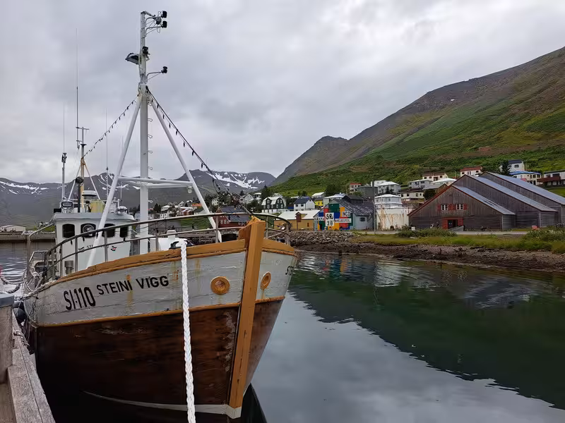 10/07/2025 AKUREYRI, DALVIK, SIGLUFJÖRDUR, HOFSÓS Y SU ESPECTACULAR PISCINA - 2º Viaje a la Tierra del Hielo y Fuego de 21 días (en construcción, con videos) (13)